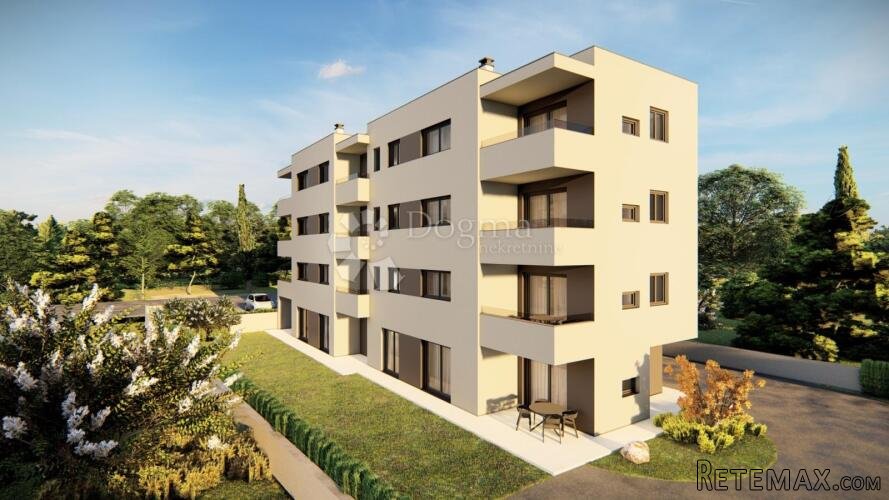 Poreč, okolica / 2 sp/ 2 kupatila/ parking u cijeni / LIFT - 2