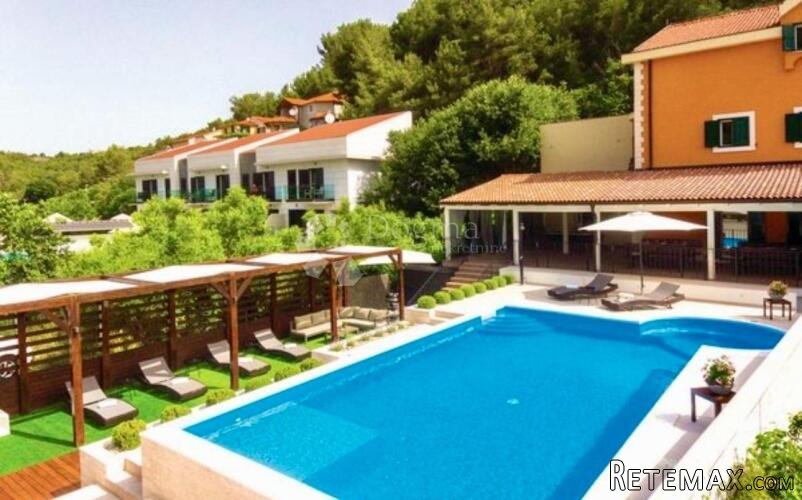 VILA - PRILIKA ZA INVESTICIJU - 2