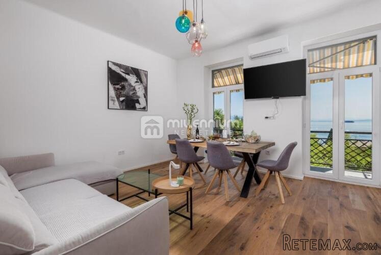 Opatija, 100.07m2, stan u vili, dva balkona - 3