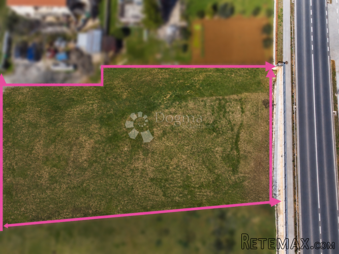 Građevinsko zemljište 1.315 m² na jednoj od najpoželjnijih l - 2