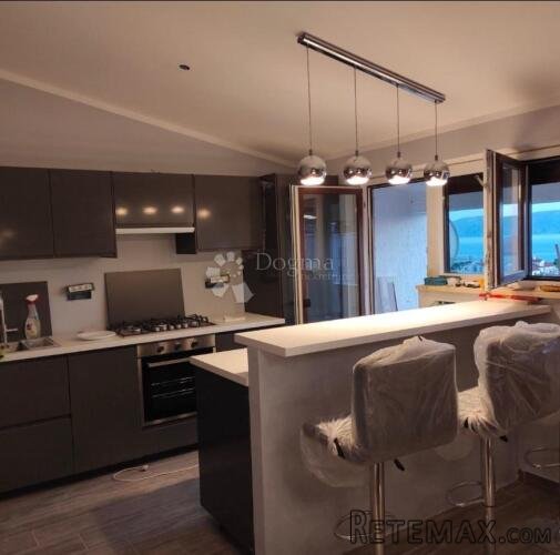 Odličan apartman u blizini mora - 2