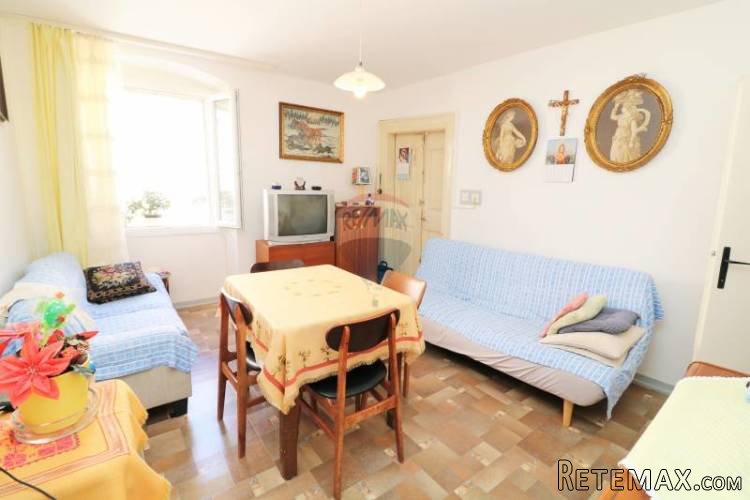 POREČ, centar-stan za adaptaciju - 2