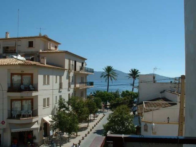 Second line (Only 90m from the seafront) and second floor..