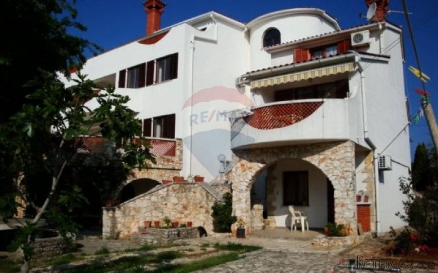 Istra, Banjole, apartmanska kuća 300m od mora - 2