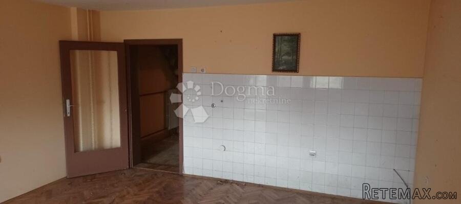 Izvrsna investicija u Osijeku – 3 etaže, garaža i dvorište - 3