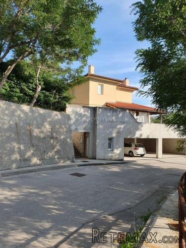 Kuća na Pagu s velikim dvorištem - 310m2 - 3