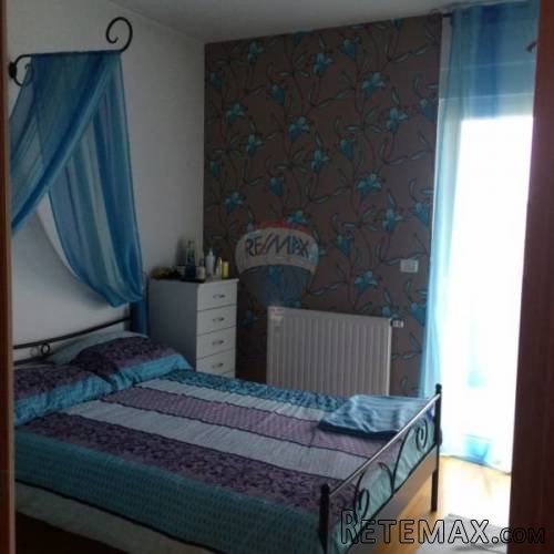 Pula, kvalitetan dvosoban stan u novijoj zgradi + garaža... - 4