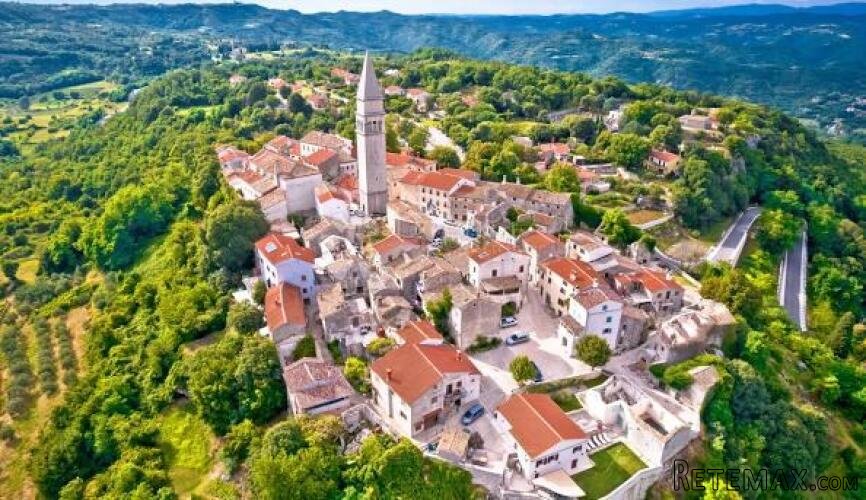 Kuća u Centru Pićna - Novi Krov, Fasada i Instalacije - 2