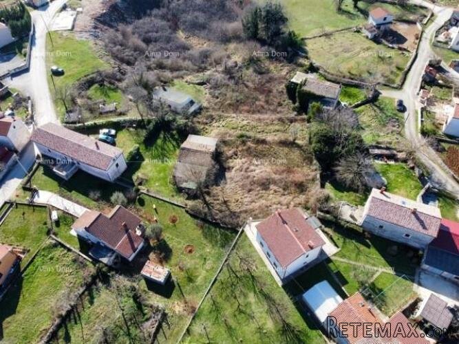 Prodajemo veliku samostojeću kuću sa velikom okućnicom! - 5