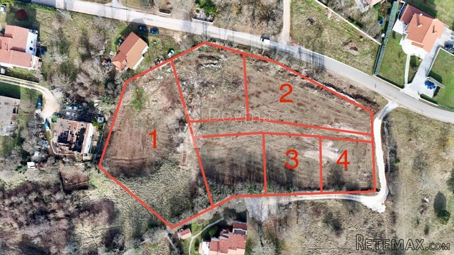 EKSKLUZIVNO! GRAĐEVINSKO ZEMLJIŠTE NADOMAK GRADA - 2