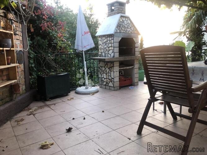 Krimeja, kuća s lijepom okućnicom i pogledom na more - 4