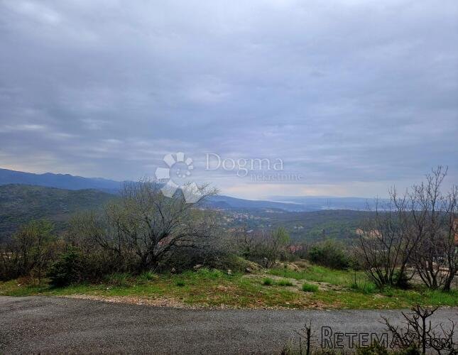 ZEMLJIŠTE ŠKRLJEVO S LIJEPIM POGLEDOM
