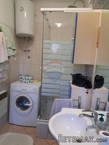 Opatija,centar,jednosobni stan u prizemlju s vrtom - 6