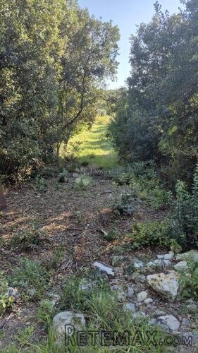 Prodaje se građevinsko zemljište površine 1024 m2