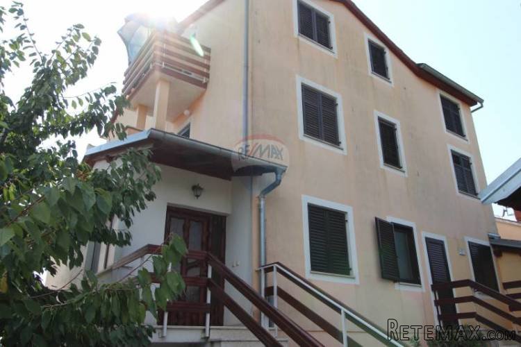 Rovinj, Kuća s 2 stana, restoranom i 10 soba s kupatilom... - 2