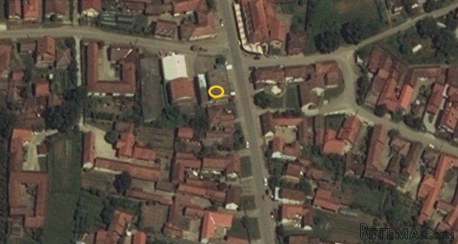 STAN U CENTRU SELA PORODIN KOD ZABARA, 59M2 - 2