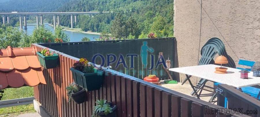 Fužine- kuća s pogledom na jezero