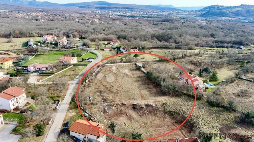 SAMO KOD NAS! GRAĐEVINSKO ZEMLJIŠTE NA TRAŽENOJ LOKACIJI! - 3