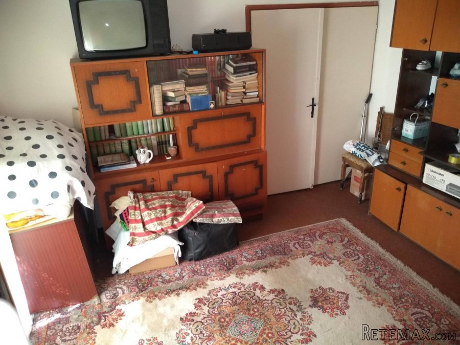 STAN U CENTRU SELA PORODIN KOD ZABARA, 59M2 - 8