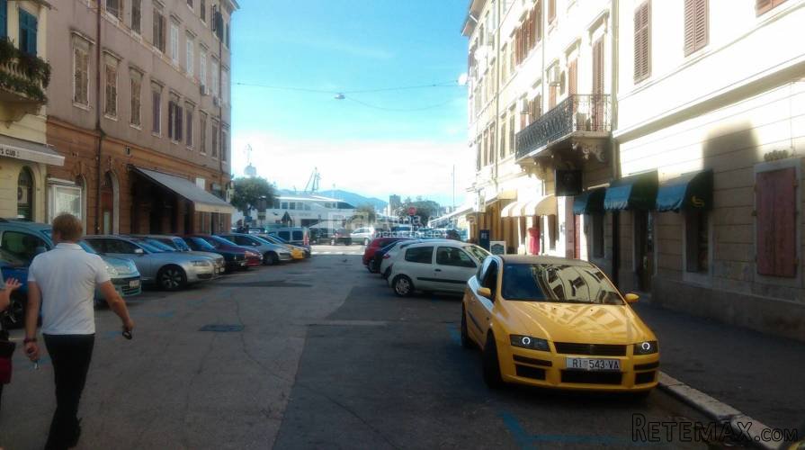Rijeka, Centar, kancelarija, 25m2, 2.kat - 10