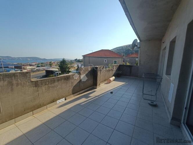 KUĆA U SEGETU DONJEM S POGLEDOM NA MORE - 2