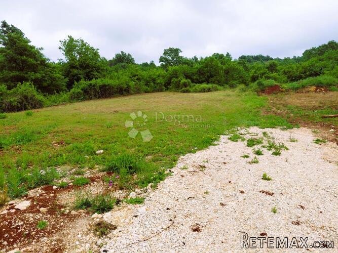 Građevinsko zemljište 612 m2 - Gočan Barban - 3
