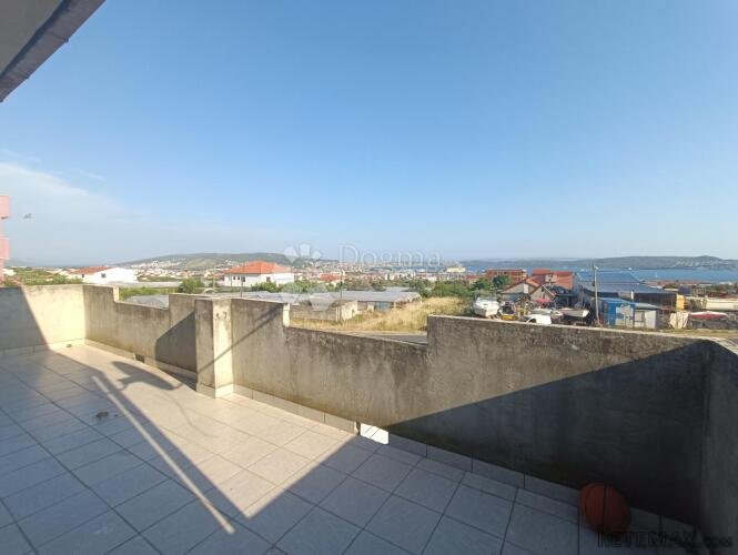 KUĆA U SEGETU DONJEM S POGLEDOM NA MORE - 3