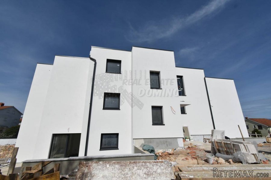 Apartman 2 u 1 s bazenom! Malinska-okolica - 10