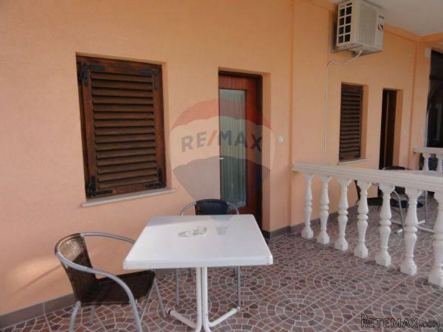Istra, Medulin- Apartmanska kuća 150m od mora - 3