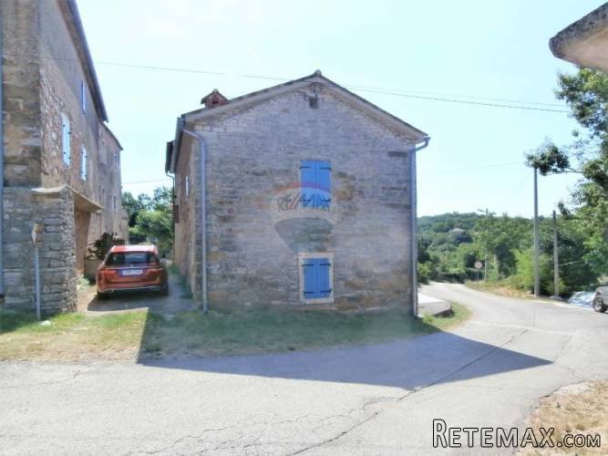 ISTRA-kamena kuća sa velikom okućnicom - 2