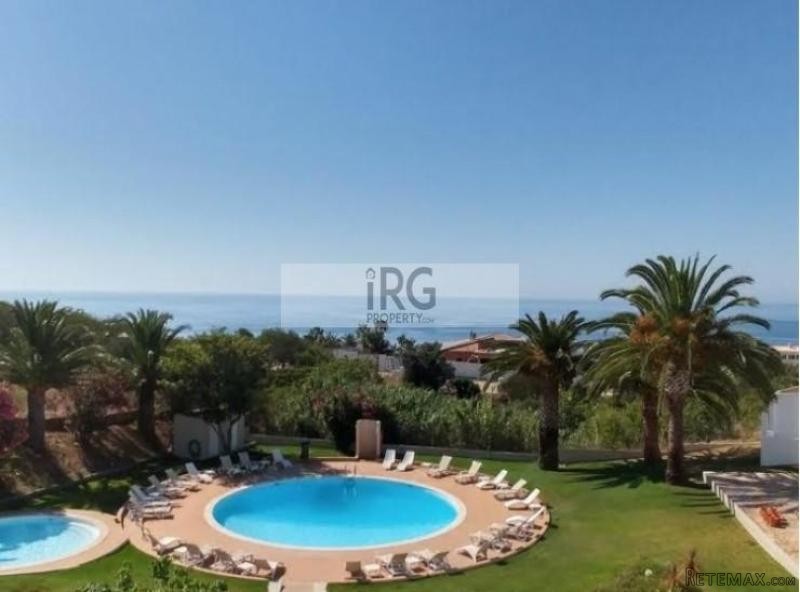 €145,000 - Praia Da Luz, Western..