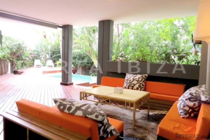 Wonderful apartment with garden and own..