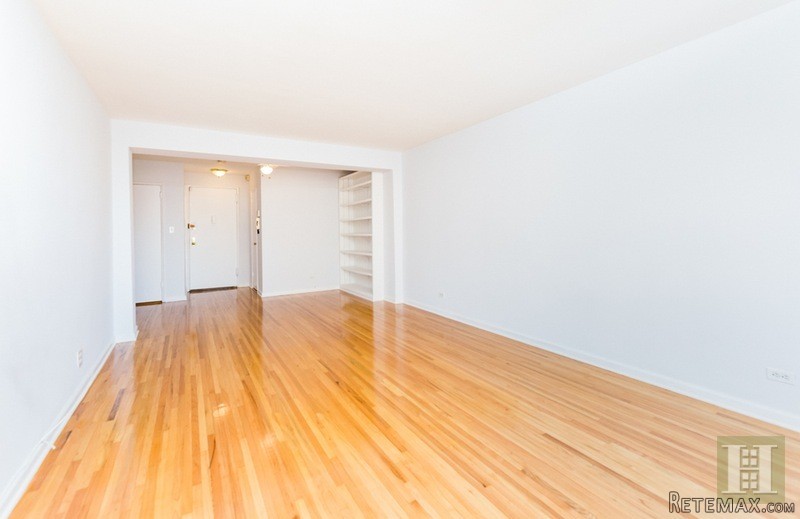 1 bedroom Apartment For Sale: 609.. - 2