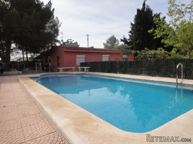 5 Bed Campo House In Monovar