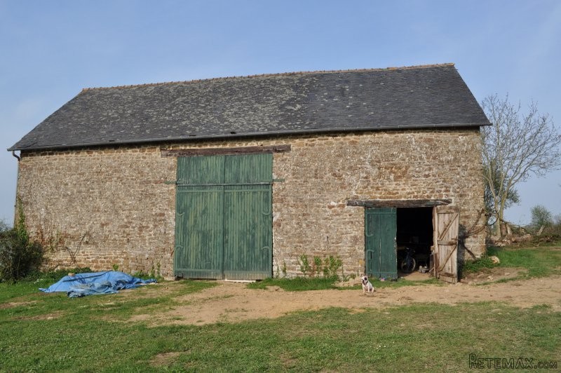 Country Barn to Develop