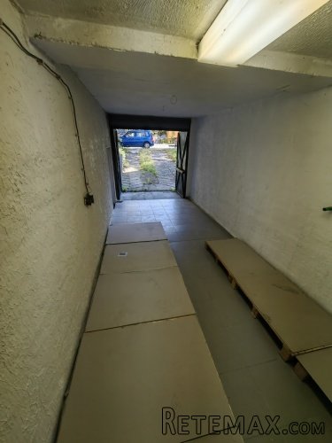 Prodajem magacin-garazu u Zemun Polju - 4