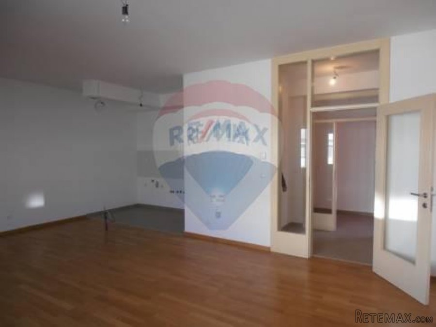 Iznajmljuje se poslovni prostor u centru grada, 72m2, Zagrad - 5