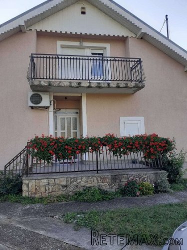2-etazna kuca na prodaju,Sombor,138m2