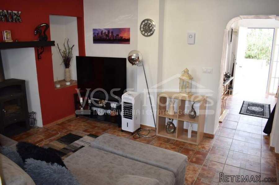 A deceptivey spacious, recently renovated & decorated, 3 /.. - 16