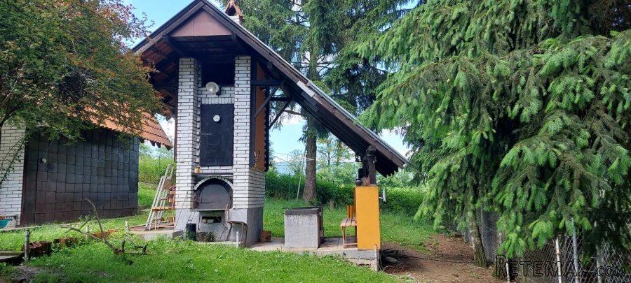 Porodicna kuca sa pomocnim objektom - 17