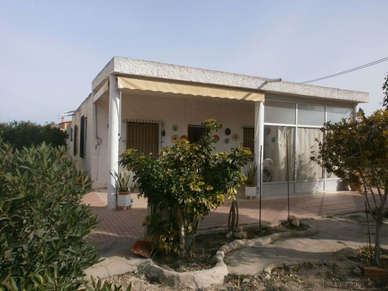3 Bedrooms - Villa - Alicante - For Sale