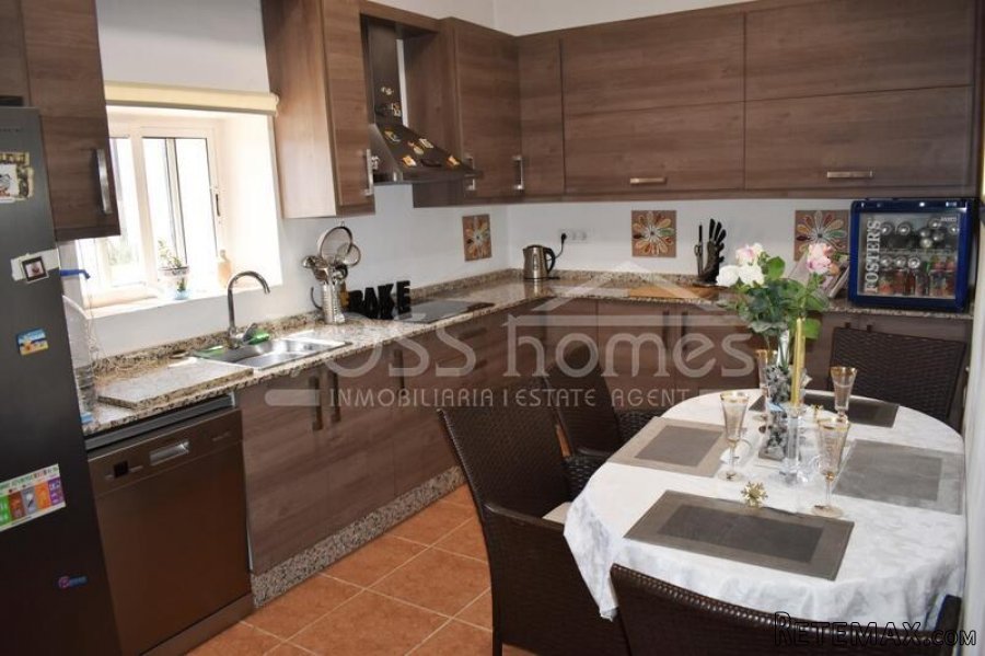 A deceptivey spacious, recently renovated & decorated, 3 /.. - 18