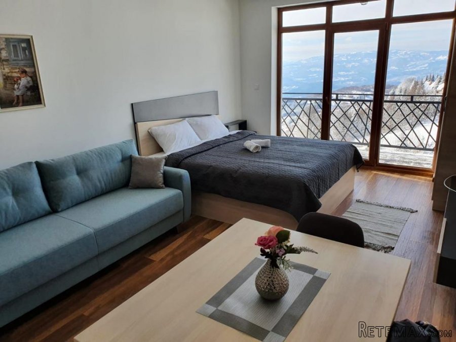 Hotel "President" apartman od 32m2 sa terasom