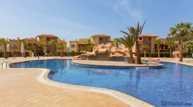 Three Bedroom Apartment 592, Las Lomas.. - 2