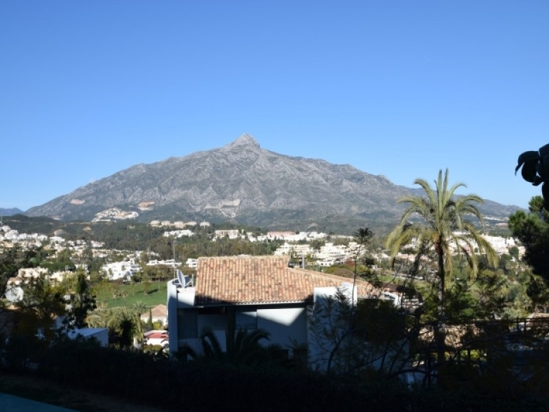 2 Bedroom Apartment For Sale Situated.. - 2