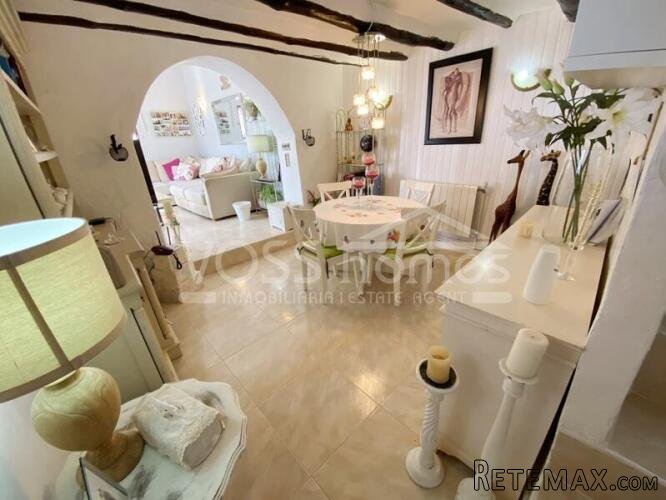 NEW & EXCLUSIVE LISTING TO VOSS HOMES - A truly stunning.. - 19