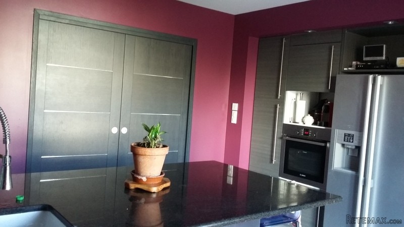 Well Renovated Town House With Pretty.. - 2