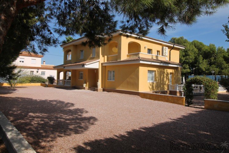 This beautiful and ample villa is located in a very quiet.. - 2