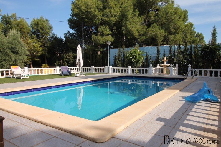 This beautiful and ample villa is located in a very quiet.. - 3