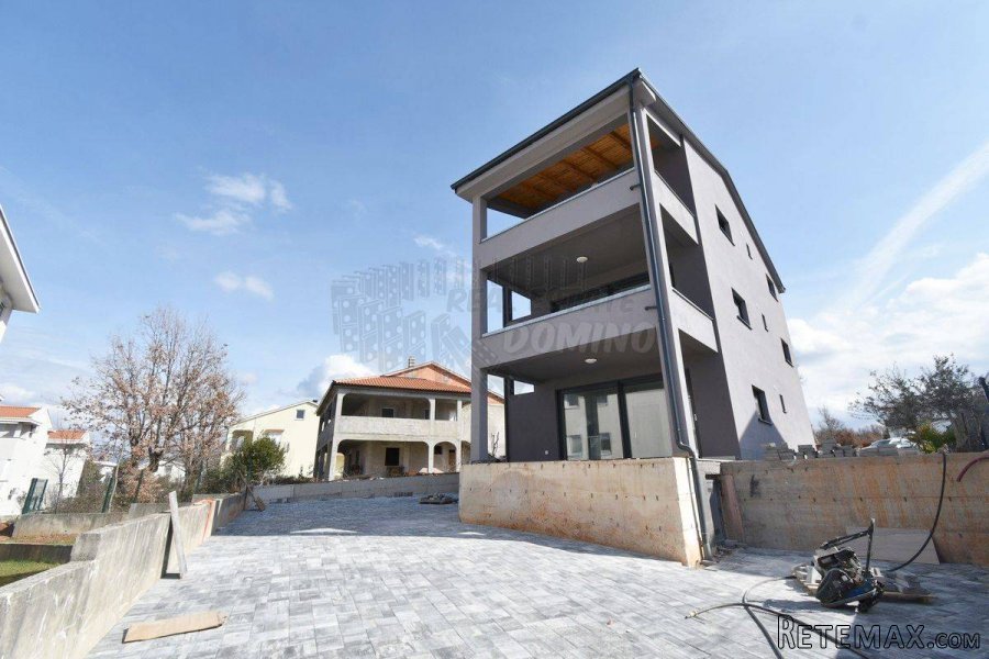 Apartman s prekrasnim pogledom na more! Malinska! - 4